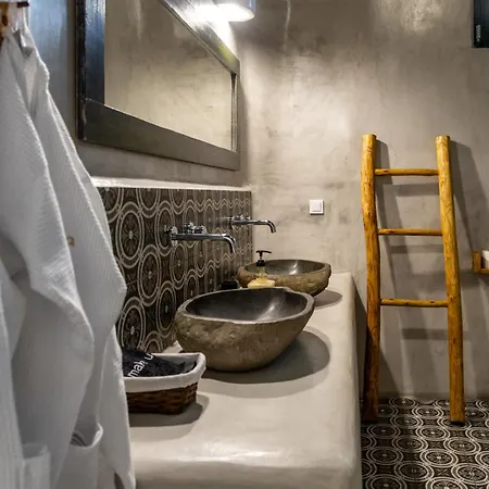 Petra Mini Pool Apartment