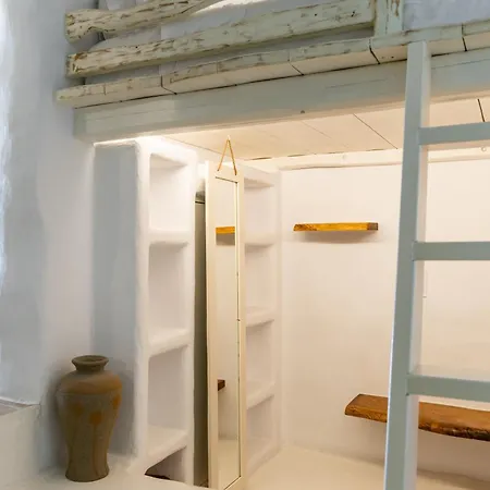 アパート Petra Mini Pool アダマス