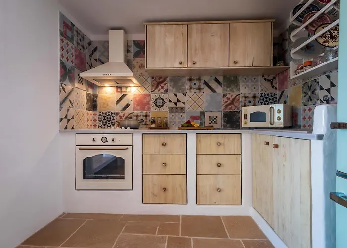 Petra Mini Pool Apartamento Adamantas (Milos)