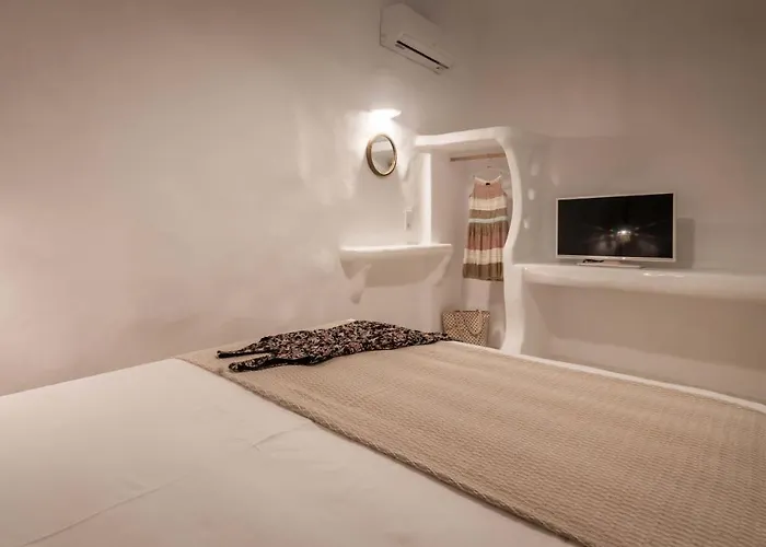 Petra Mini Pool Apartamento Adamantas (Milos)