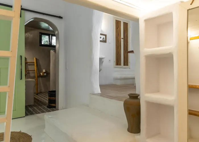 Petra Mini Pool Apartamento Adamantas (Milos)