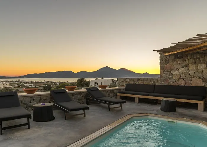 Petra Mini Pool Lejlighed