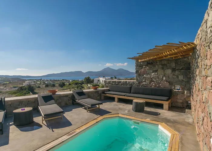 Petra Mini Pool Apartamento Adamantas (Milos)