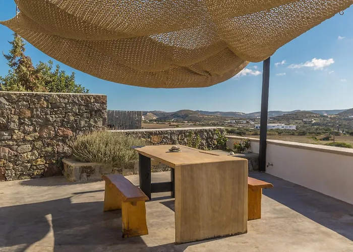 Petra Mini Pool Lejlighed